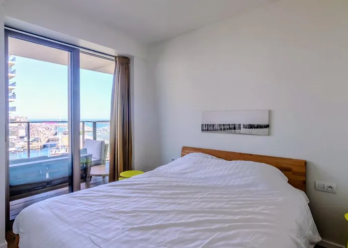 Sky Tower Ii - 7th Floor - Sea View Apartment *