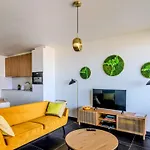 Apartment Sky Tower Ii - 7th Floor - Sea View *