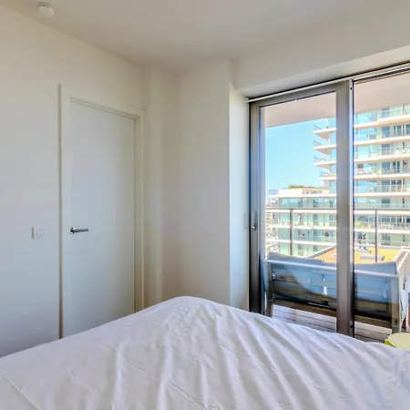 Sky Tower Ii - 7th Floor - Sea View *