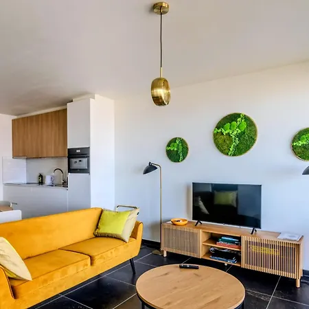 Apartment Sky Tower Ii - 7th Floor - Sea View *