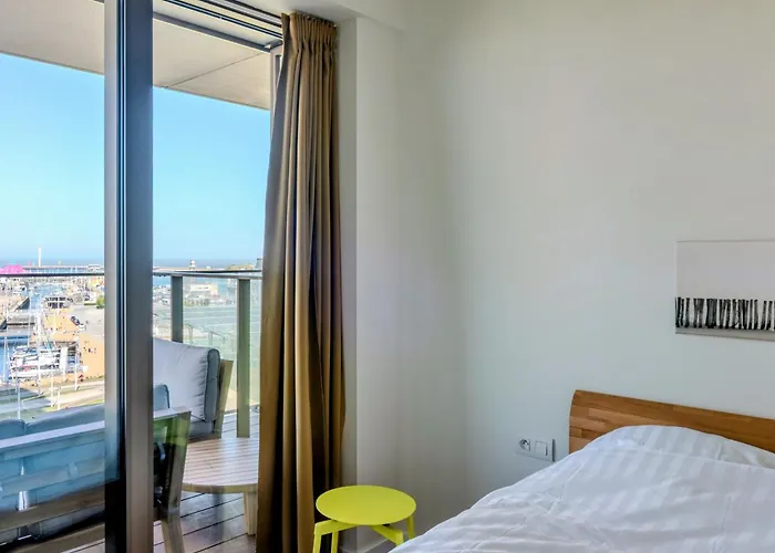 Sky Tower Ii - 7th Floor - Sea View Apartment